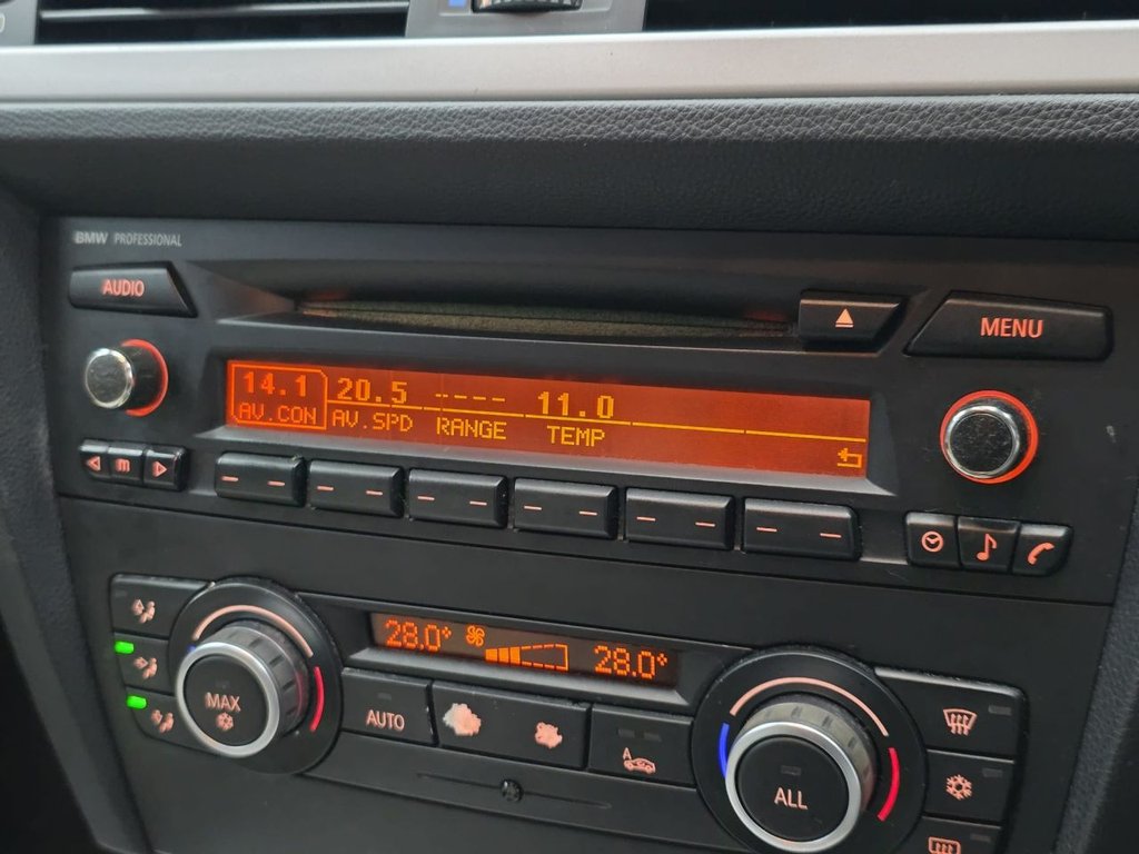 Used BMW 3 Series 2009 for sale - 77557637: Photo 34