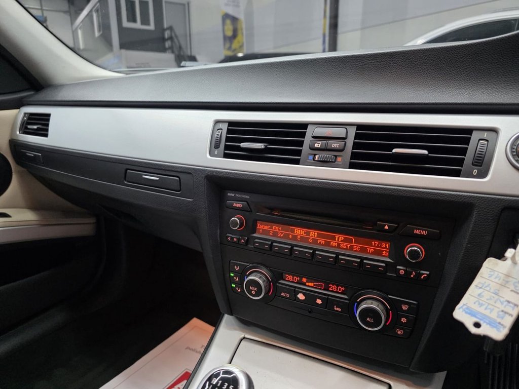 Used BMW 3 Series 2009 for sale - 77557637: Photo 36