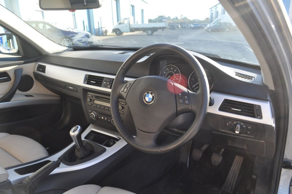 Used BMW 3 Series 2009 for sale - 77557637: Photo 9