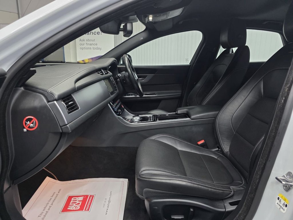 Used Jaguar XF 2016 for sale - 77451658: Photo 25
