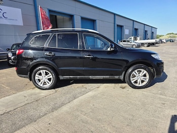 Used Hyundai Santa Fe 2011 for sale - 78749005: Photo