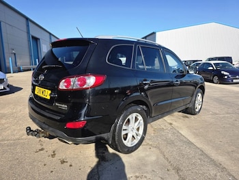 Used Hyundai Santa Fe 2011 for sale - 78749005: Photo