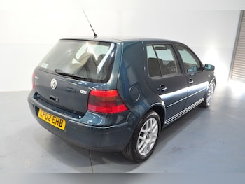 Used Volkswagen Golf 2002 for sale - 76323233: Photo 3