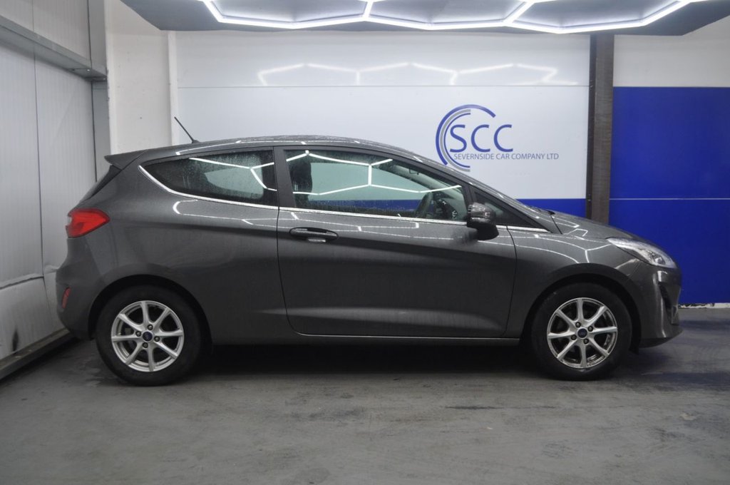 Used Ford Fiesta 2017 for sale - 77631723: Photo 2