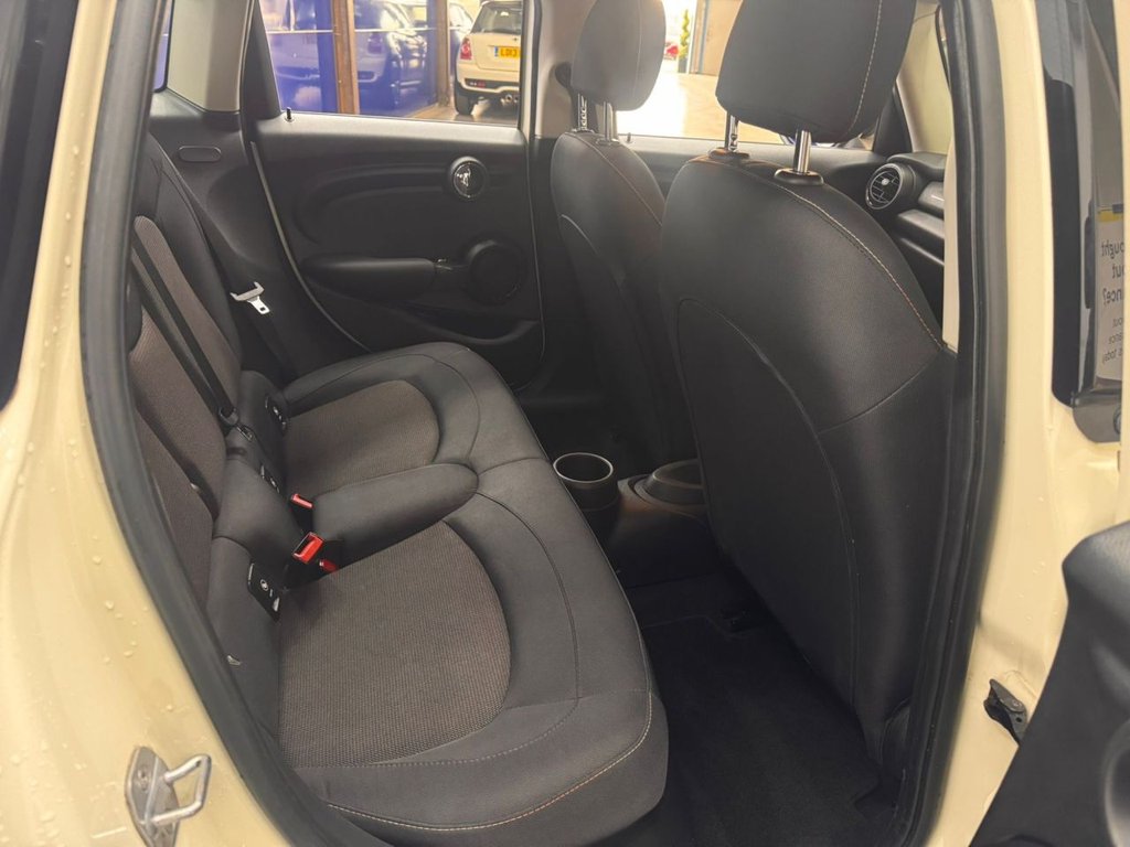 Used MINI Hatch 2018 for sale - 77199939: Photo 17