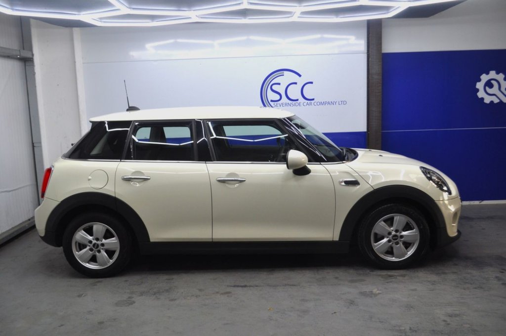 Used MINI Hatch 2018 for sale - 77199939: Photo 3