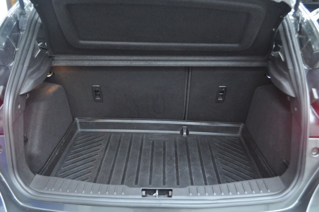 Used Ford Focus 2018 for sale - 77369136: Photo 5