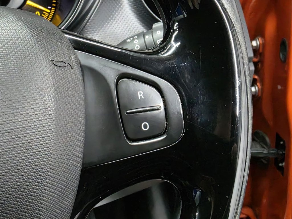 Used Renault Captur 2014 for sale - 78082431: Photo 37