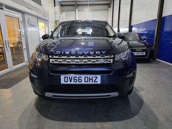Used Land Rover Discovery Sport 2016 for sale - 77692654: Photo
