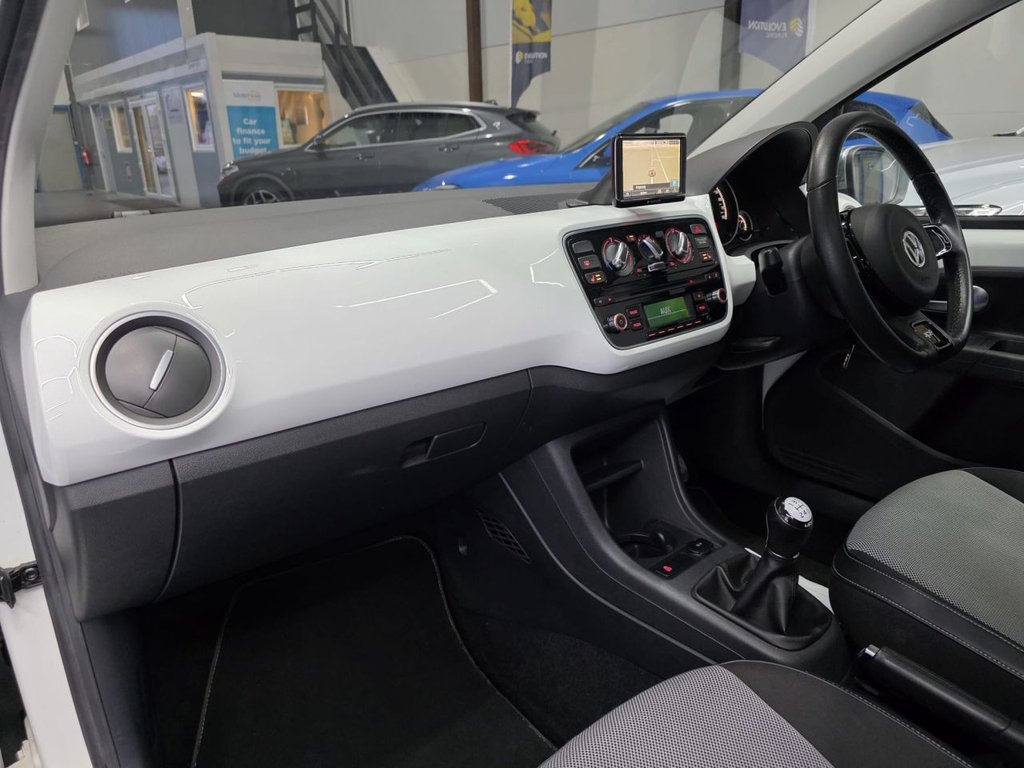 Used Volkswagen up! 2012 for sale - 76591073: Photo 17