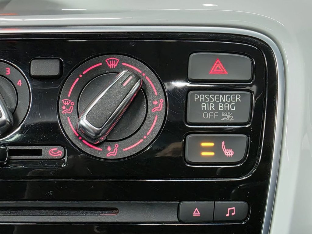 Used Volkswagen up! 2012 for sale - 76591073: Photo 29