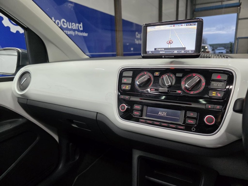 Used Volkswagen up! 2012 for sale - 76591073: Photo 40