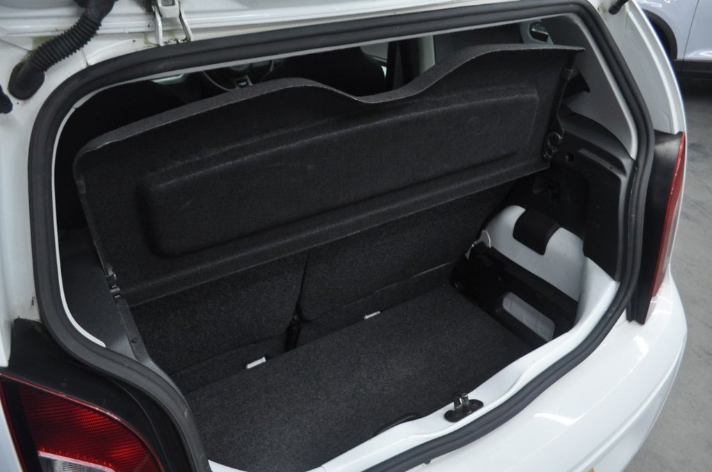 Used Volkswagen up! 2012 for sale - 76591073: Photo 7