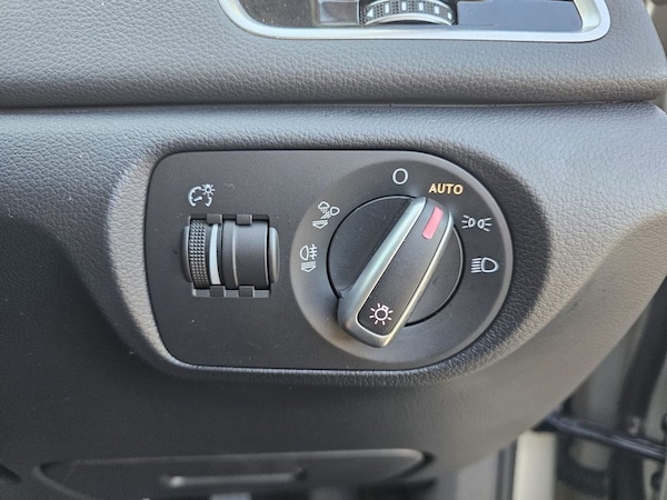 Used Audi Q3 2015 for sale - 76068498: Photo 41