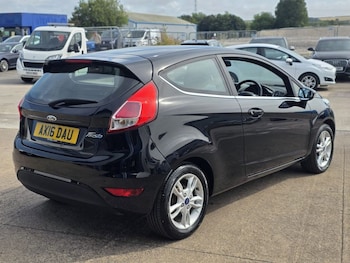 Used Ford Fiesta 2016 for sale - 79530355: Photo
