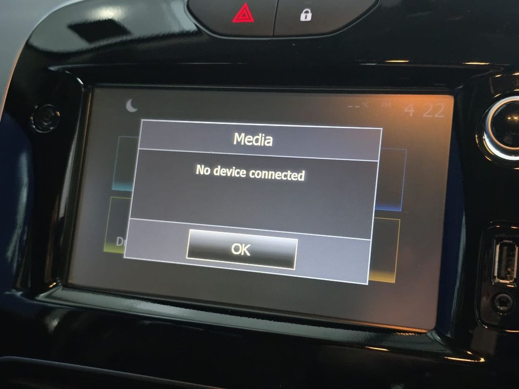 Used Renault Clio 2017 for sale - 77534378: Photo 35