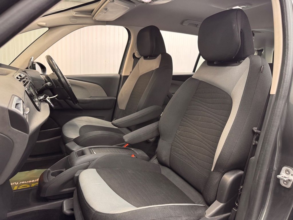 Used Citroen Grand C4 Picasso 2015 for sale - 78153523: Photo 18