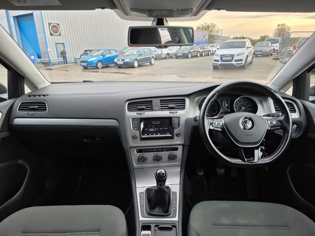 Used Volkswagen Golf 2015 for sale - 76482307: Photo 17