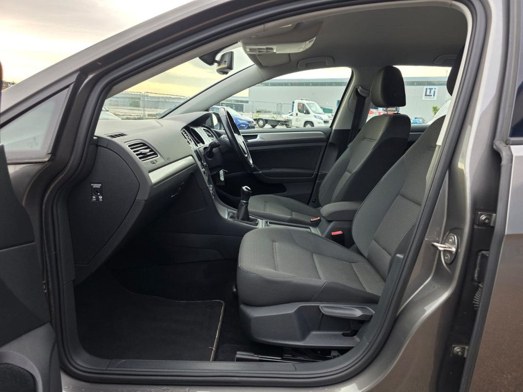 Used Volkswagen Golf 2015 for sale - 76482307: Photo 18