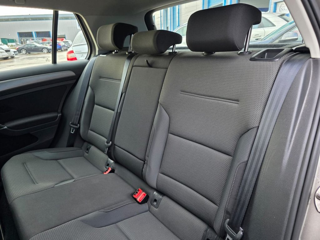 Used Volkswagen Golf 2015 for sale - 76482307: Photo 21