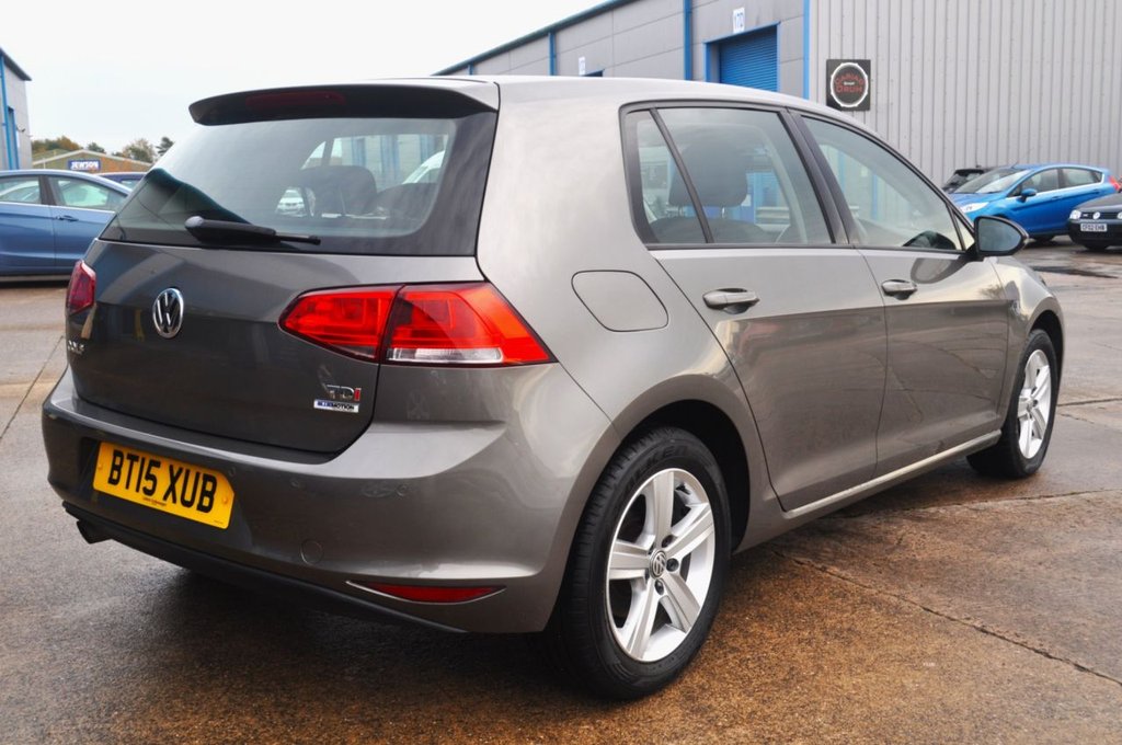 Used Volkswagen Golf 2015 for sale - 76482307: Photo 4