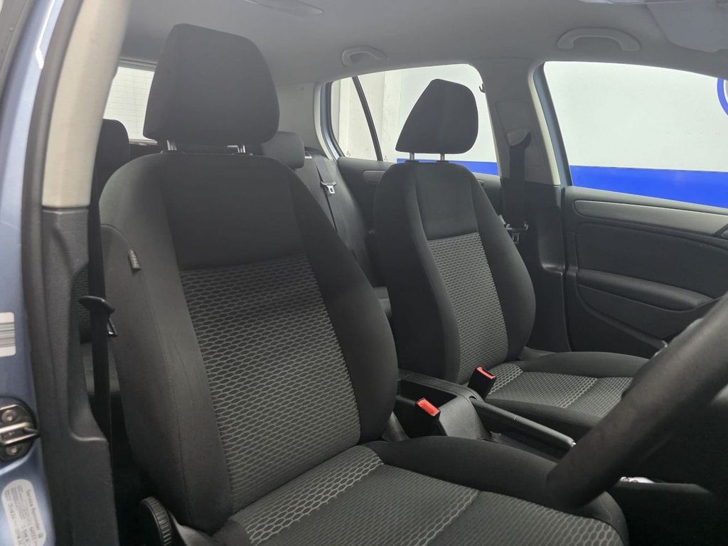 Used Volkswagen Golf 2011 for sale - 76724219: Photo 16