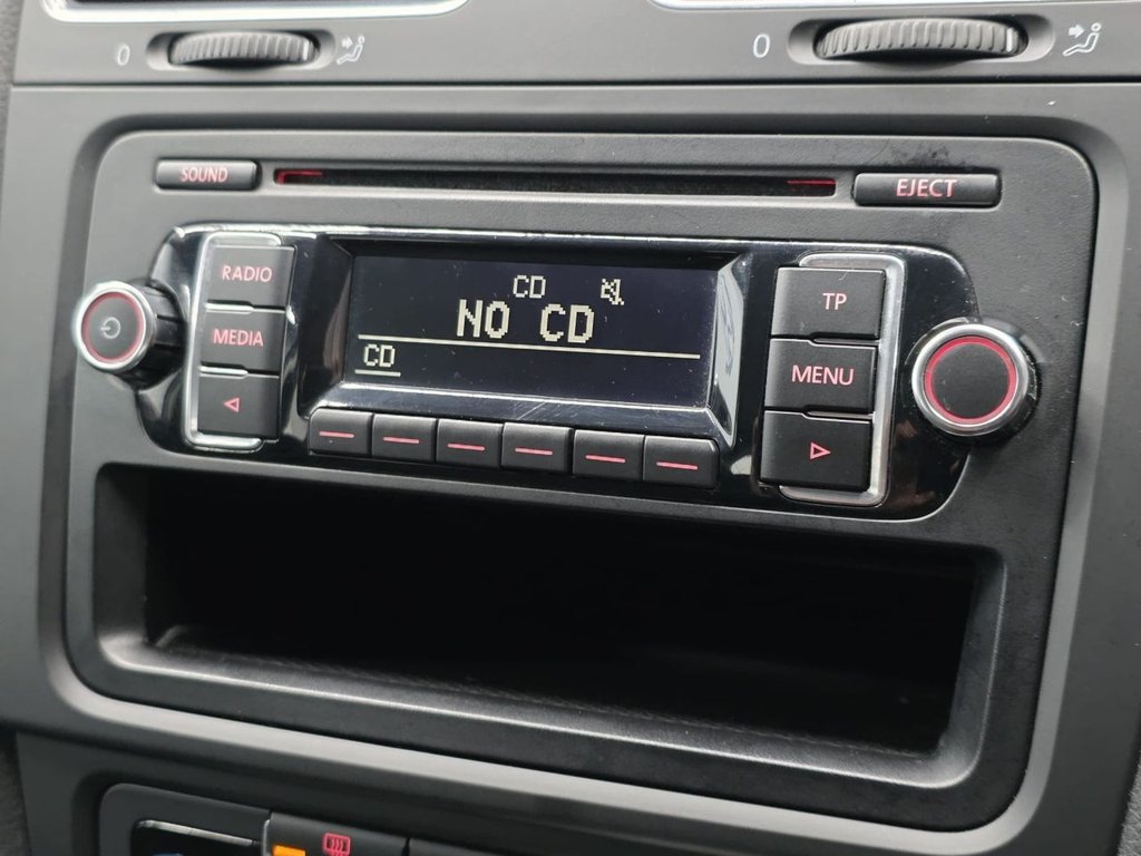 Used Volkswagen Golf 2011 for sale - 76724219: Photo 32