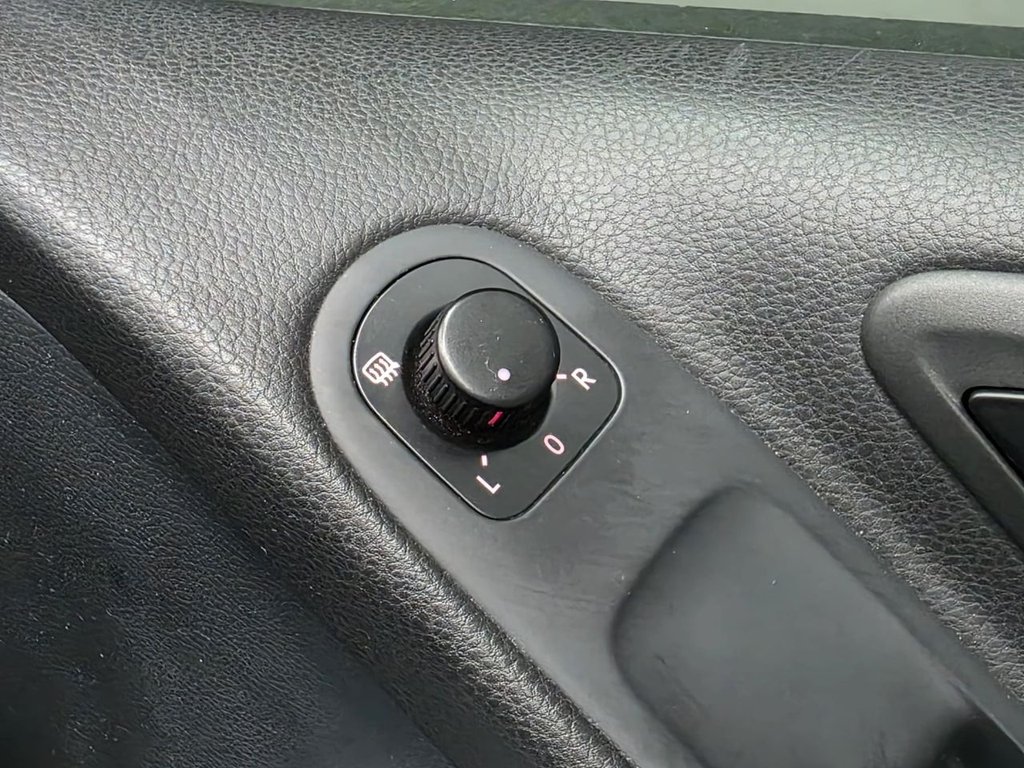 Used Volkswagen Golf 2011 for sale - 76724219: Photo 35