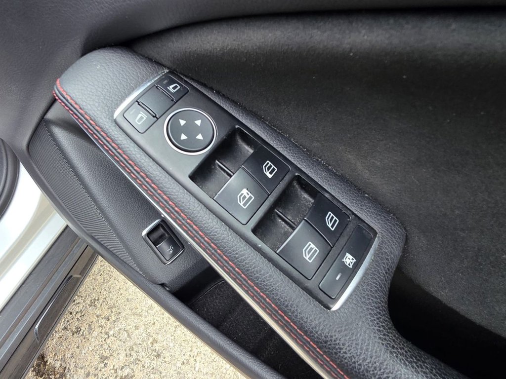 Used Mercedes-Benz GLA 2015 for sale - 76496148: Photo 48