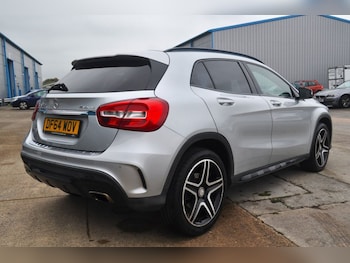 Used Mercedes-Benz GLA 2015 for sale - 76496148: Photo