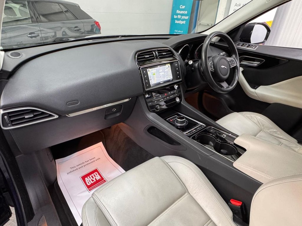 Used Jaguar F-Pace 2016 for sale - 77355956: Photo 19