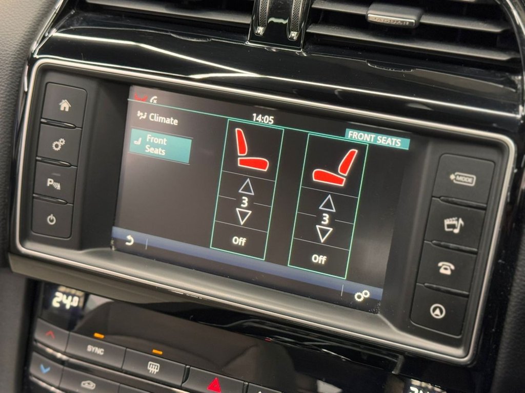 Used Jaguar F-Pace 2016 for sale - 77355956: Photo 27