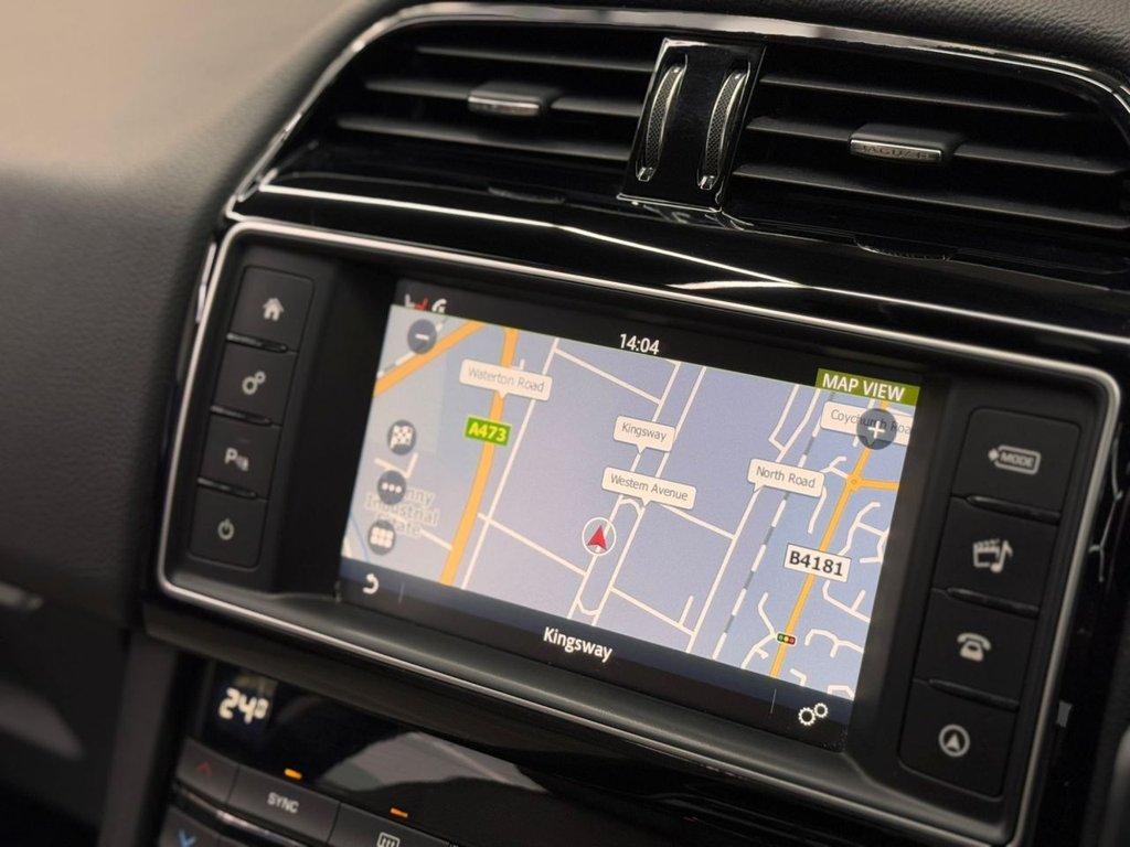 Used Jaguar F-Pace 2016 for sale - 77355956: Photo 29