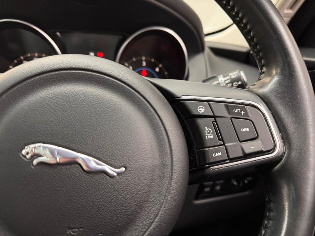 Used Jaguar F-Pace 2016 for sale - 77355956: Photo 40