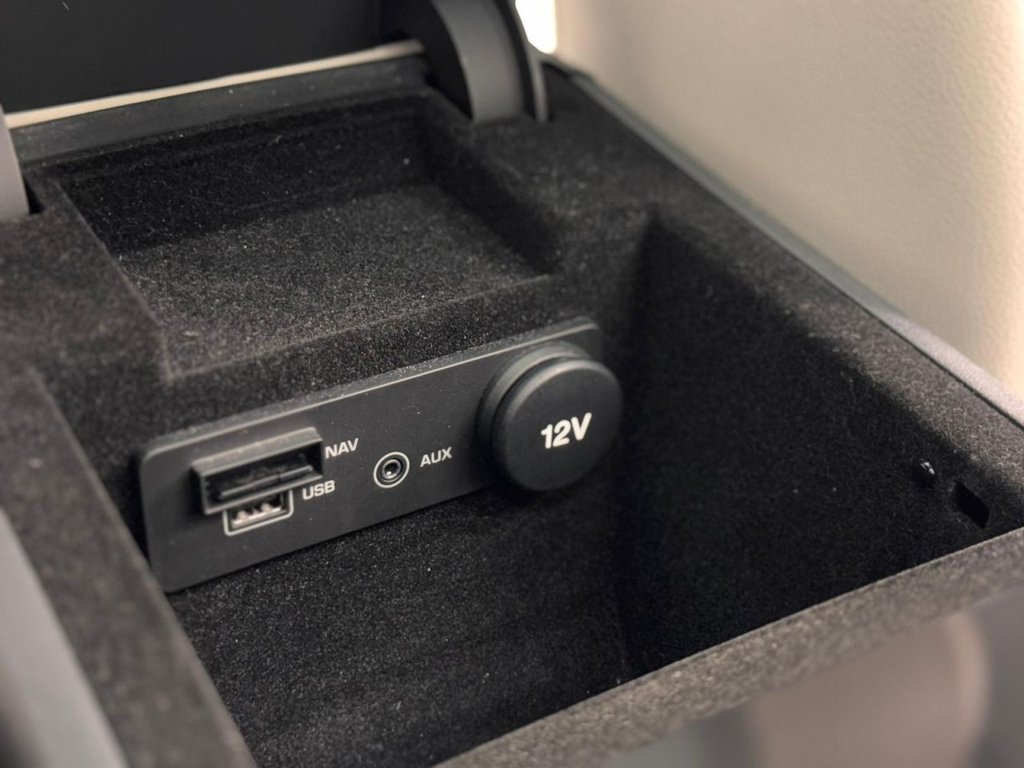 Used Jaguar F-Pace 2016 for sale - 77355956: Photo 46