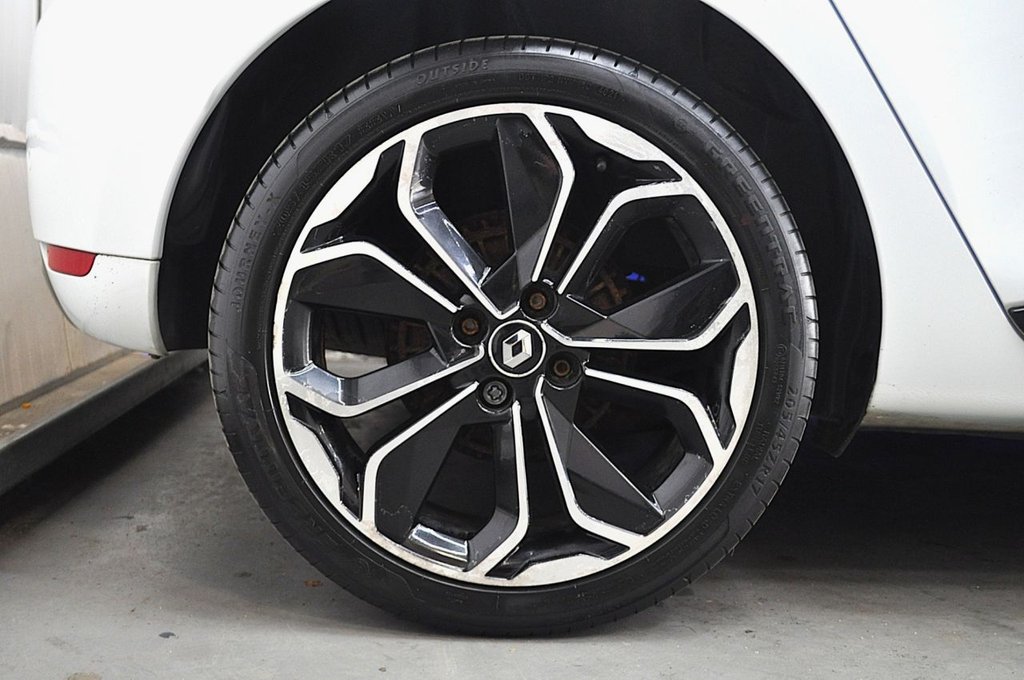 Used Renault Clio 2019 for sale - 77952715: Photo 12