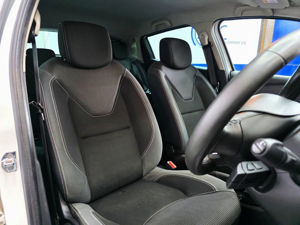 Used Renault Clio 2019 for sale - 77952715: Photo 16