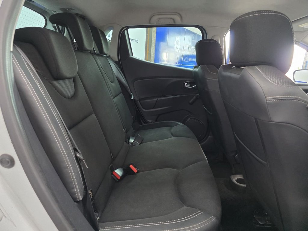 Used Renault Clio 2019 for sale - 77952715: Photo 17