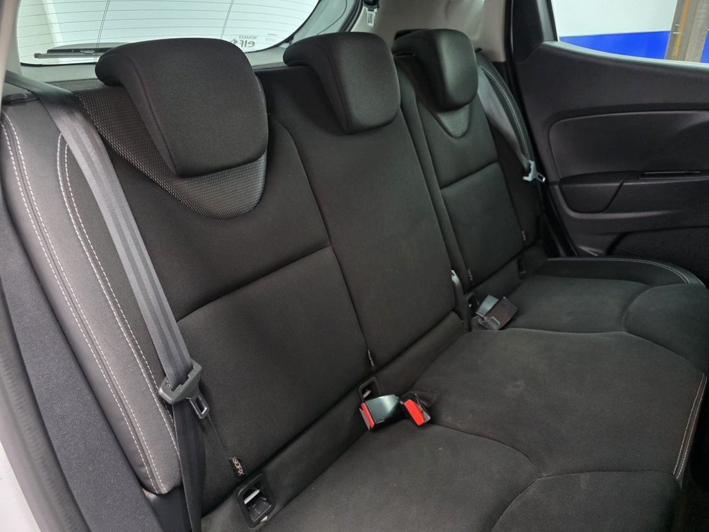 Used Renault Clio 2019 for sale - 77952715: Photo 18