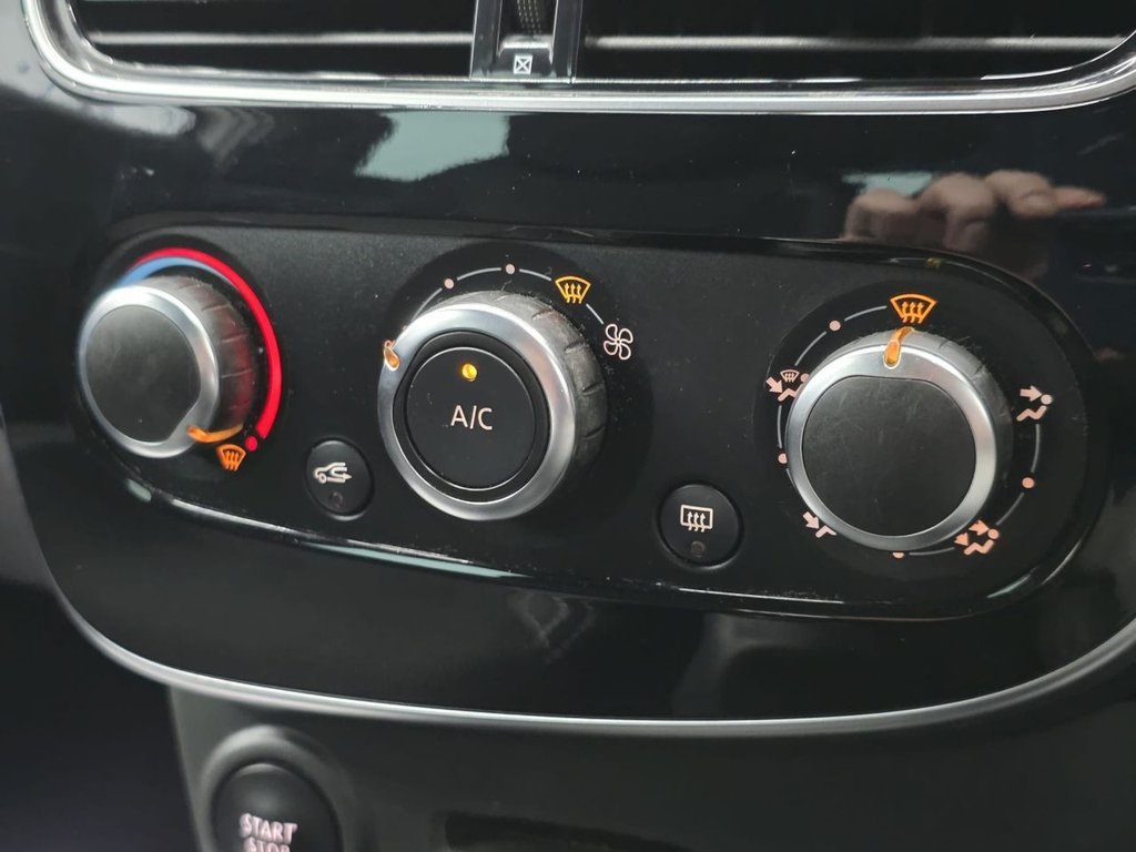 Used Renault Clio 2019 for sale - 77952715: Photo 29