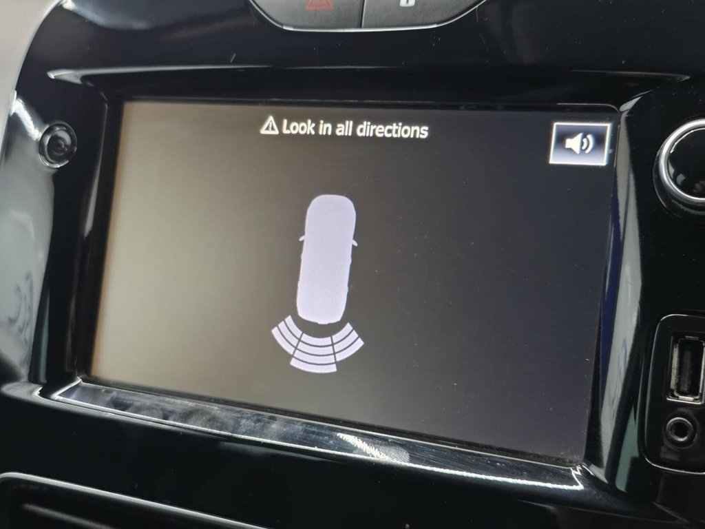 Used Renault Clio 2019 for sale - 77952715: Photo 35