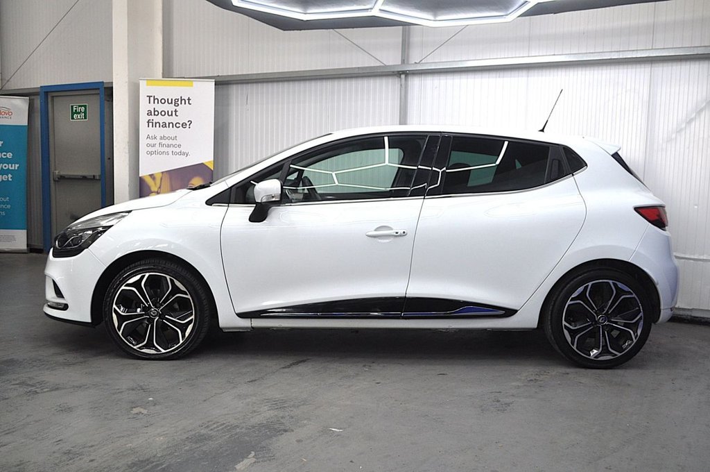 Used Renault Clio 2019 for sale - 77952715: Photo 9