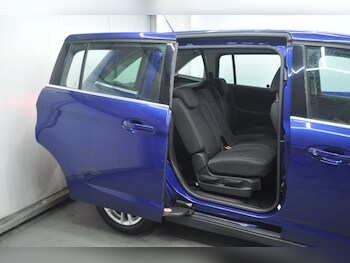 Used Ford Grand C-Max 2016 for sale - 78277510: Photo