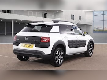Used Citroen C4 Cactus 2017 for sale - 77703606: Photo