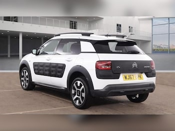 Used Citroen C4 Cactus 2017 for sale - 77703606: Photo
