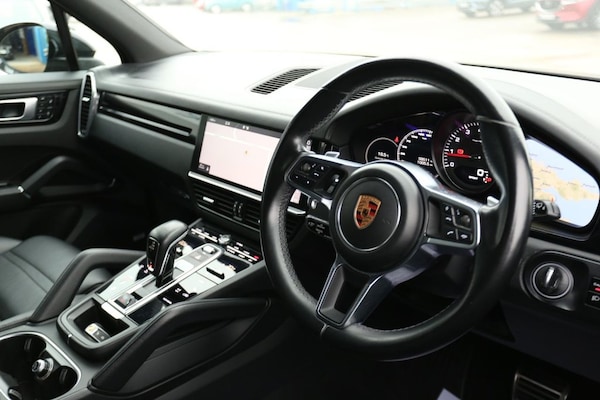 Used Porsche Cayenne 2018 for sale - 76202449: Photo 11
