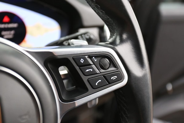 Used Porsche Cayenne 2018 for sale - 76202449: Photo 28