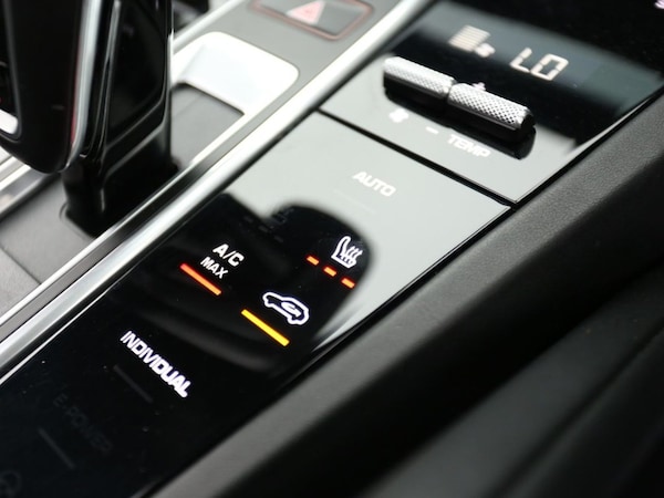 Used Porsche Cayenne 2018 for sale - 76202449: Photo 32