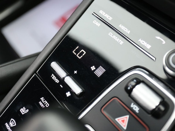 Used Porsche Cayenne 2018 for sale - 76202449: Photo 34