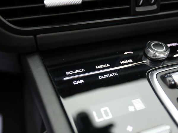 Used Porsche Cayenne 2018 for sale - 76202449: Photo 35